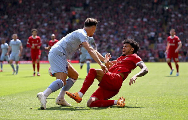 中也显得尤 中也显得尤