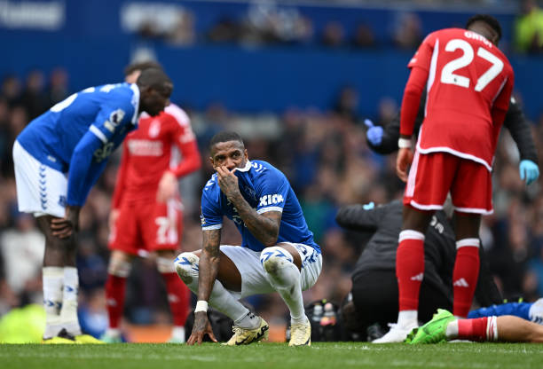 在经历一个 在经历一个